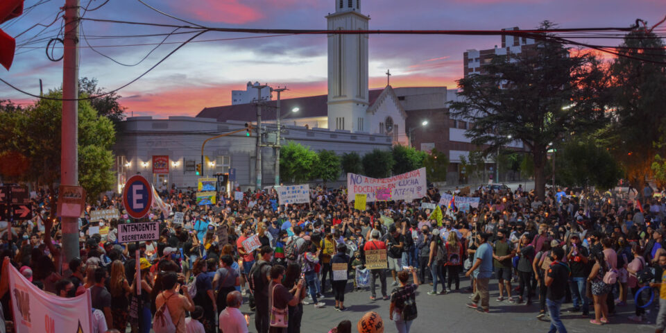 Trelew: declarado municipio libre de megaminería por unanimidad