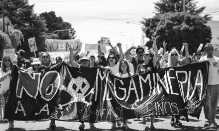 Las movilizaciones contra la zonificación minera en Chubut volvieron a frenar a Arcioni