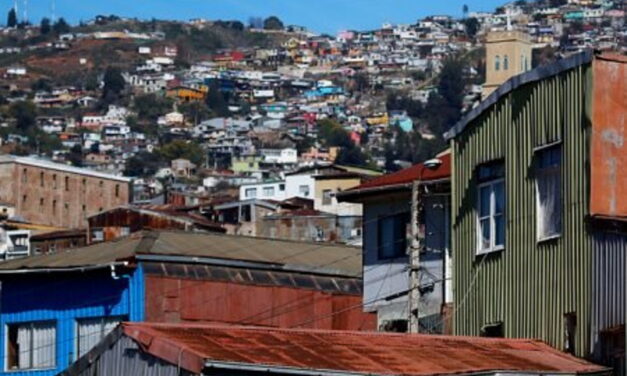Investigación revela que Región de Valparaíso presenta agua potable contaminada con pesticidas y ácido cianúrico