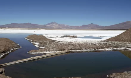 Documental “Fiebre del litio: las sombras de la transición energética”