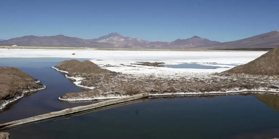 Documental “Fiebre del litio: las sombras de la transición energética”
