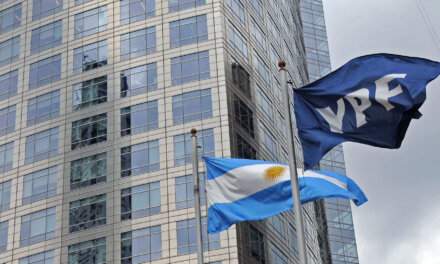 YPF busca ingresar a la minería de uranio y sumarse al Plan Nuclear Nacional