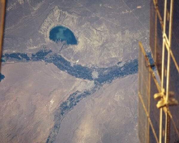 Extractivismo en su peor fase: 147 pozos petroleros en la zona del Lago Pellegrini